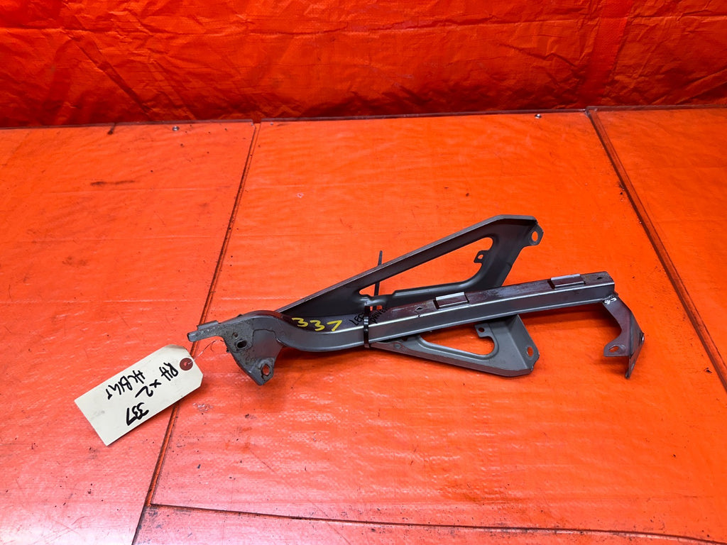 00 03 HONDA S2000 AP1 2.0L LEFT DRIVER HEADLIGHT FENDER BUMPER BRACKET OEM #33711