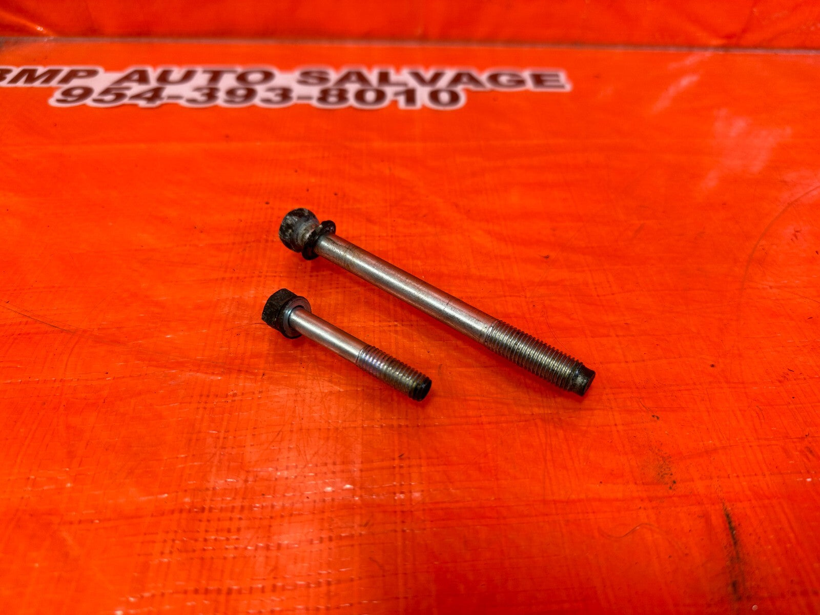 08 15 INFINITI G37 & Q60 COUPE   VQ37VHR POWER STEERING PUMP BOLTS   OEM 2450