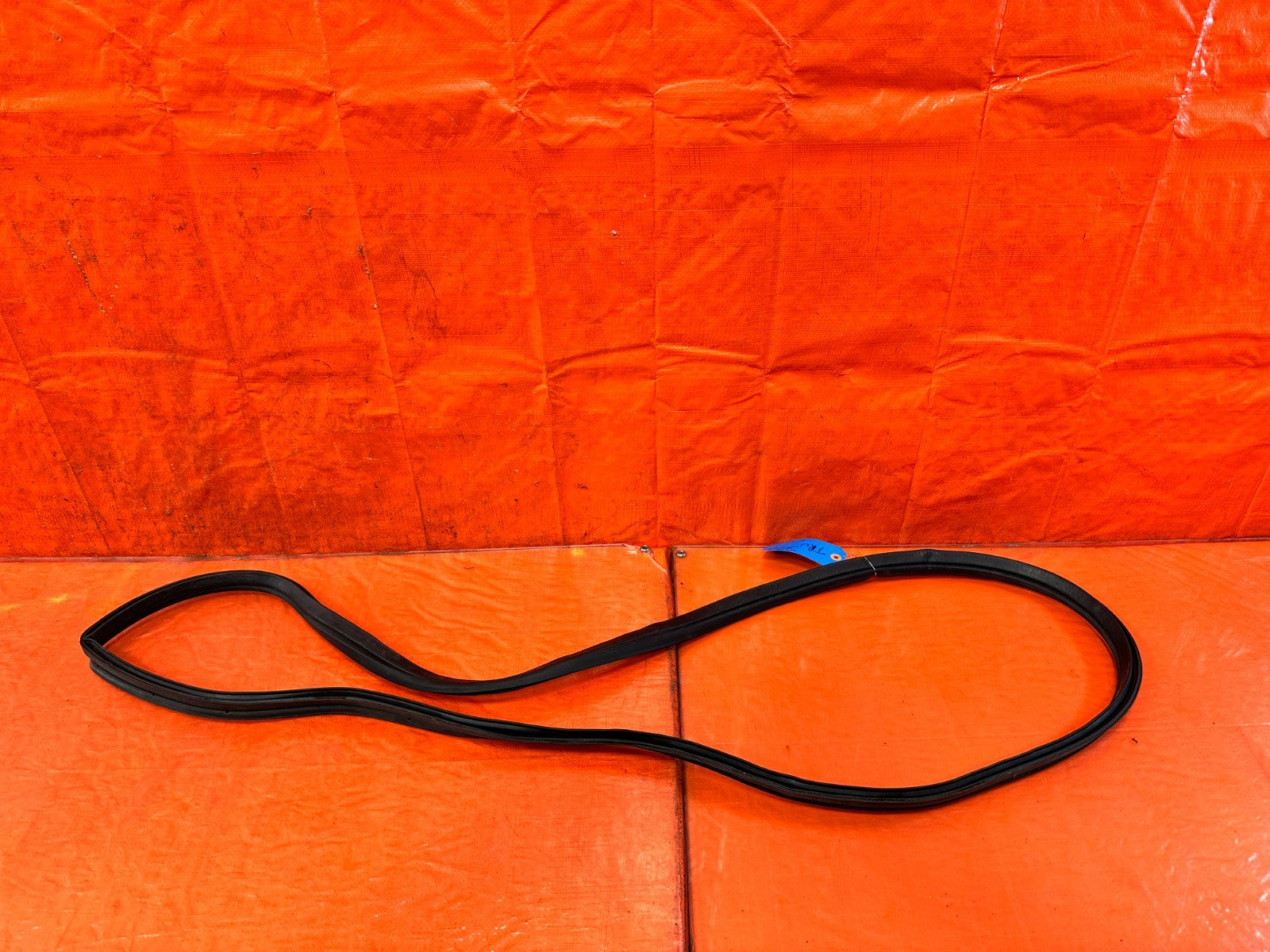 08 15 INFINITI G37 & Q60    2D COUPE   REAR TRUNK WEATHER STRIP GASKET SEAL OEM0