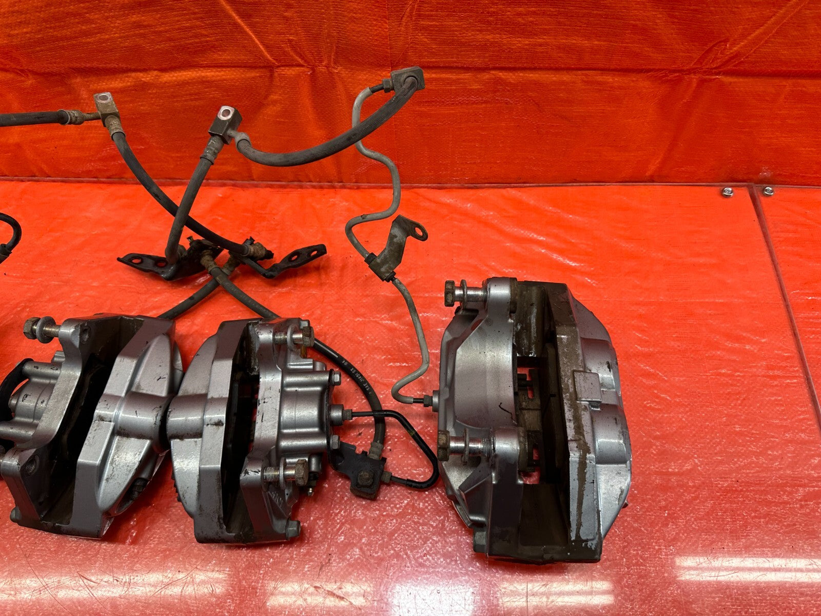 08 15 INFINITI G37 & Q60 SPORT   AKEBONO   BRAKE CALIPERS LEFT & RIGHT   OEM 19018