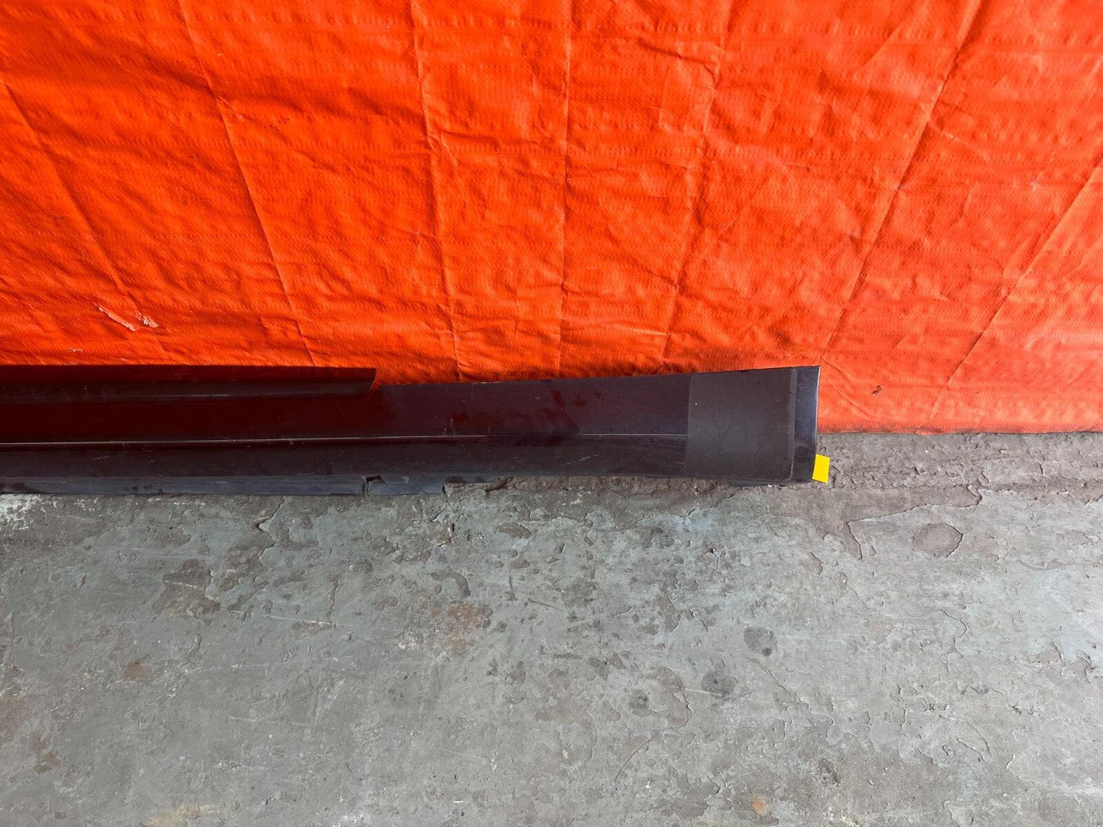 09 13 INFINITI G37 CONVERTIBLE   DRIVER LEFT SIDE SKIRT ROCKER MOLDING OEM #2323