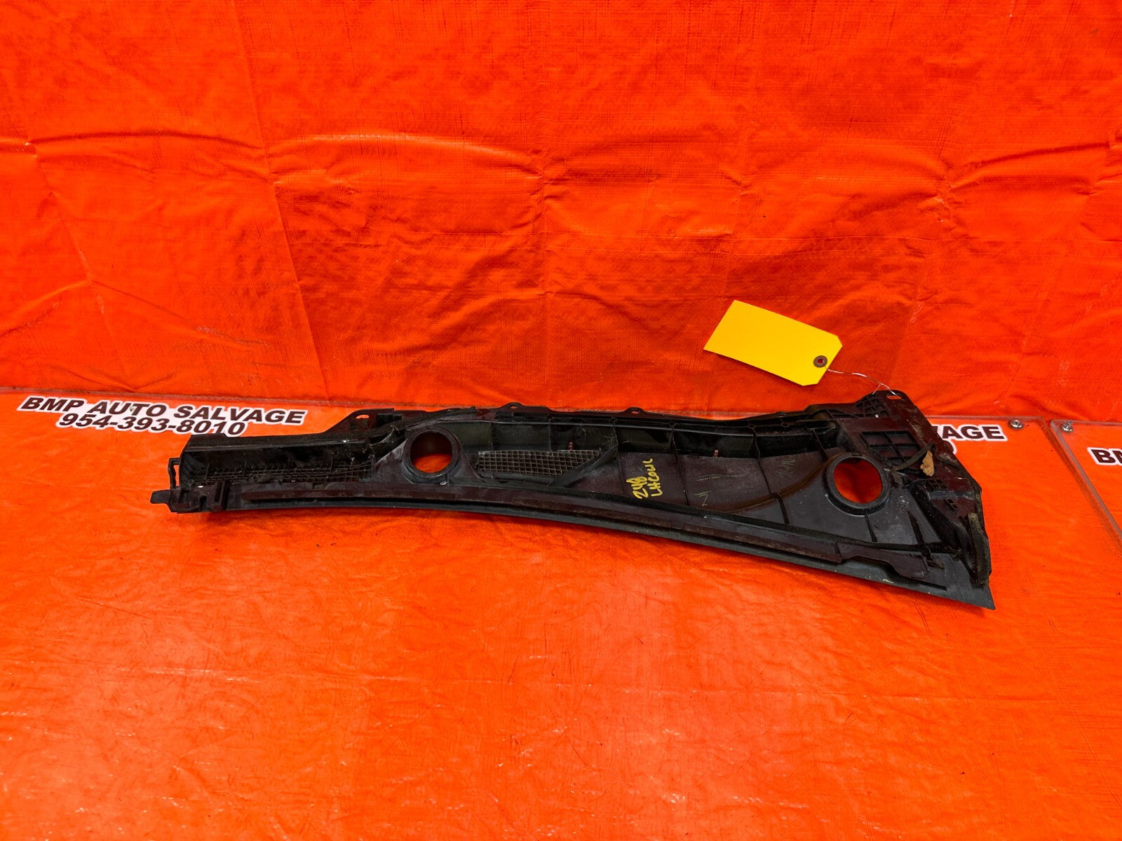 08 15 INFINITI G37 & Q60   2D COUPE   WIPER COWL TRIM   LEFT SIDE   OEM #2488