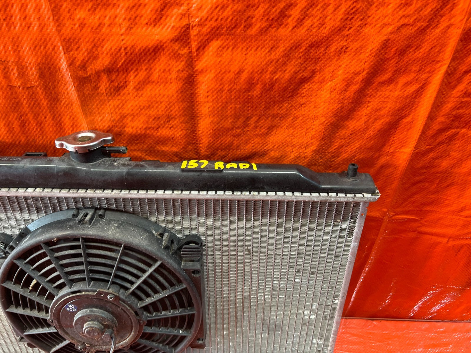 88 91 HONDA CRX DX SI   RADIATOR ASSEMBLY   AUTOMATIC TRANSMISSION ONLY OEM #1573