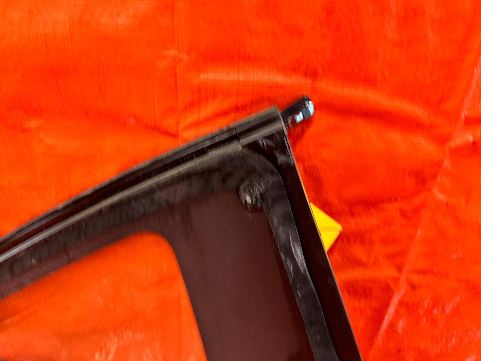 13 20 SUBARU BRZ   DRIVER LEFT REAR QUARTER GLASS TRIM   OEM #2927