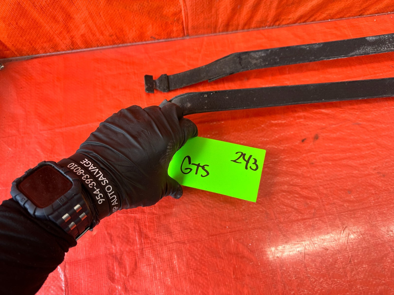 88 91 HONDA CRX   GASOLINE GAS FUEL TANK STRAP SET STRAPS SUPPORTS   OEM #2431