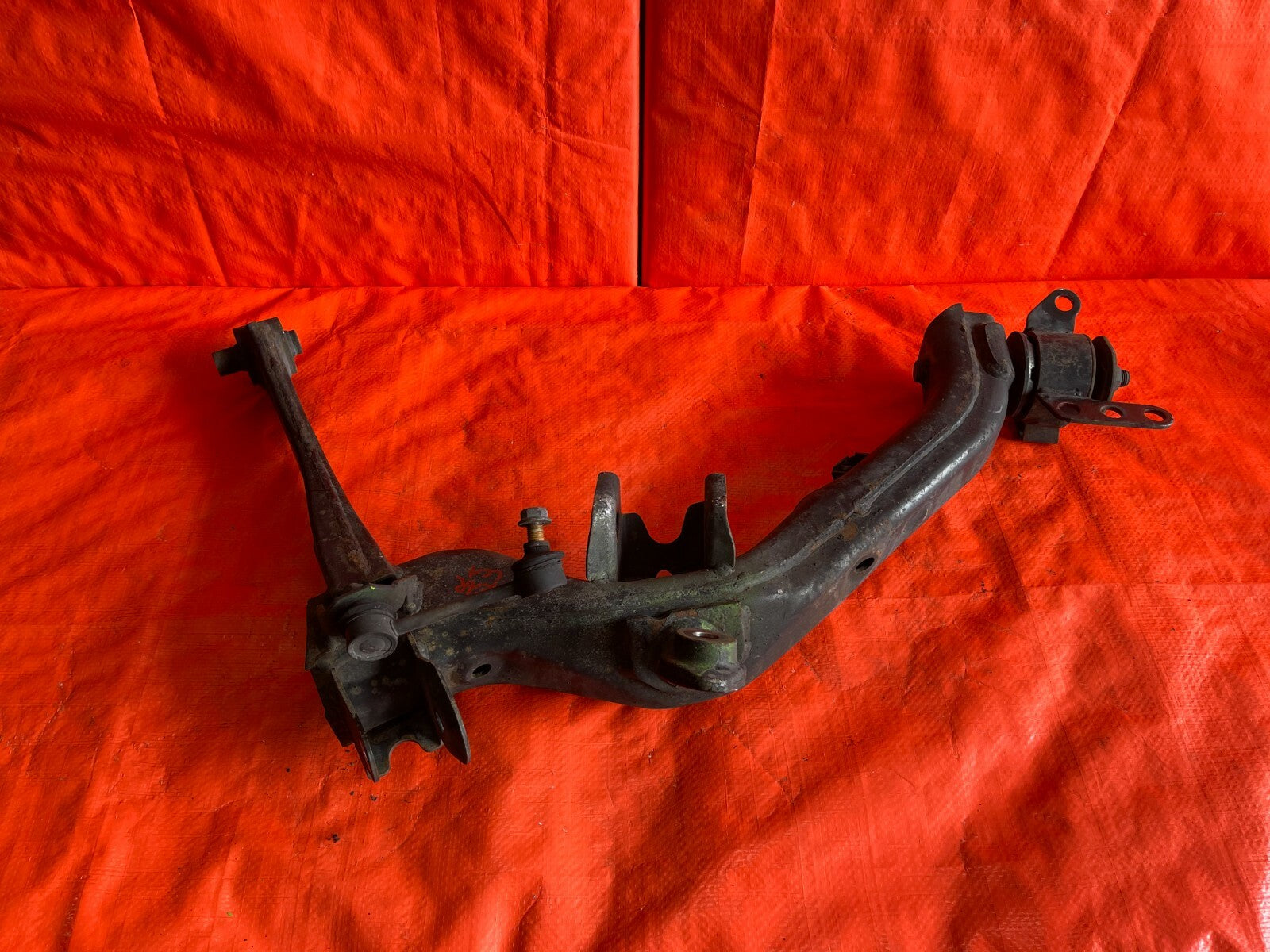 05 10 SCION TC   PASSENGER RIGHT   REAR   LOWER CONTROL ARM   48710 21030   OEM0