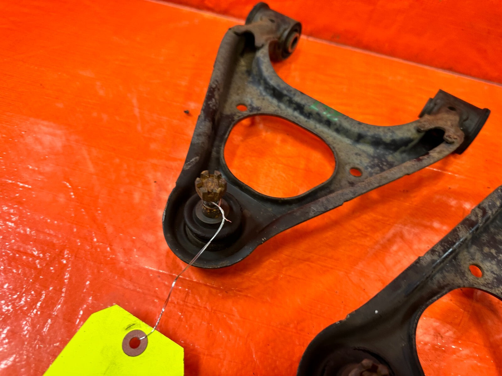 90 97 MAZDA MX 5 MIATA   FRONT UPPER CONTROL ARMS LEFT & RIGHT OEM FACTORY #2678