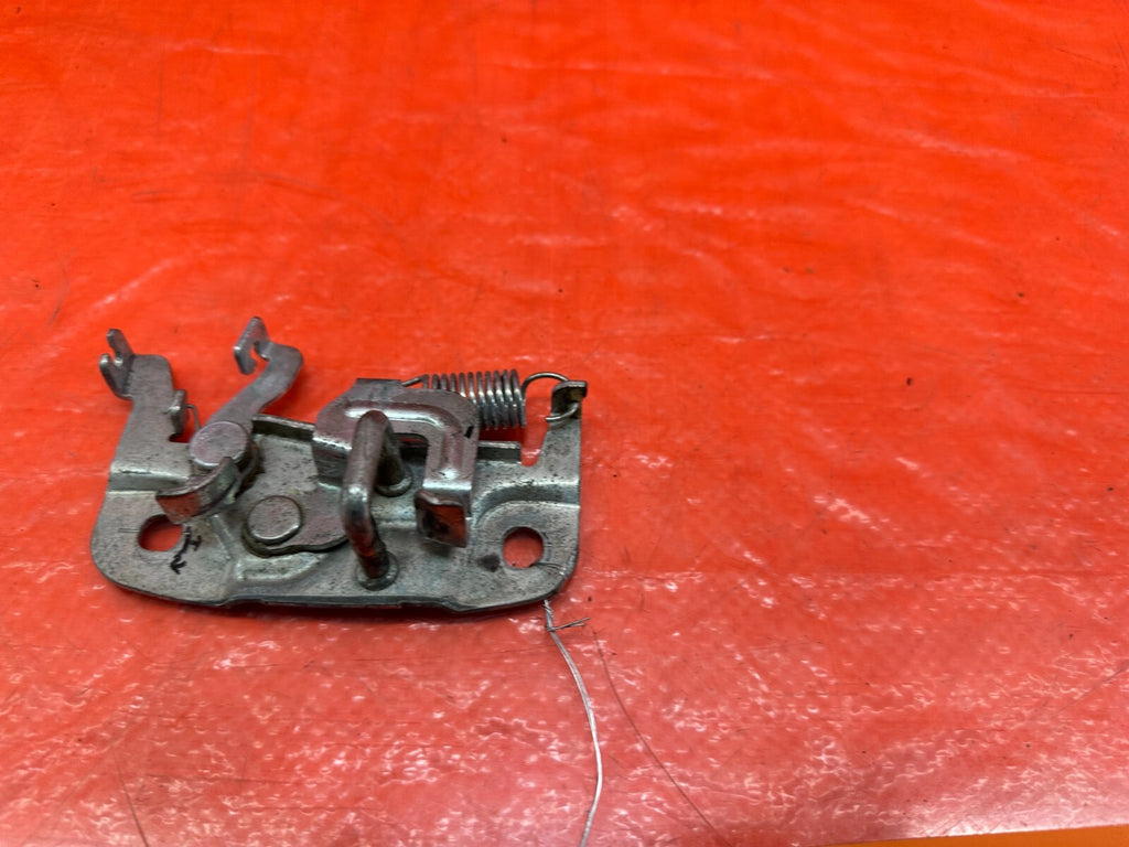 08 15 LANCER EVOLUTION X EVO 10   HOOD LATCH LOCKING MECHANISM LOCK   OEM #2173