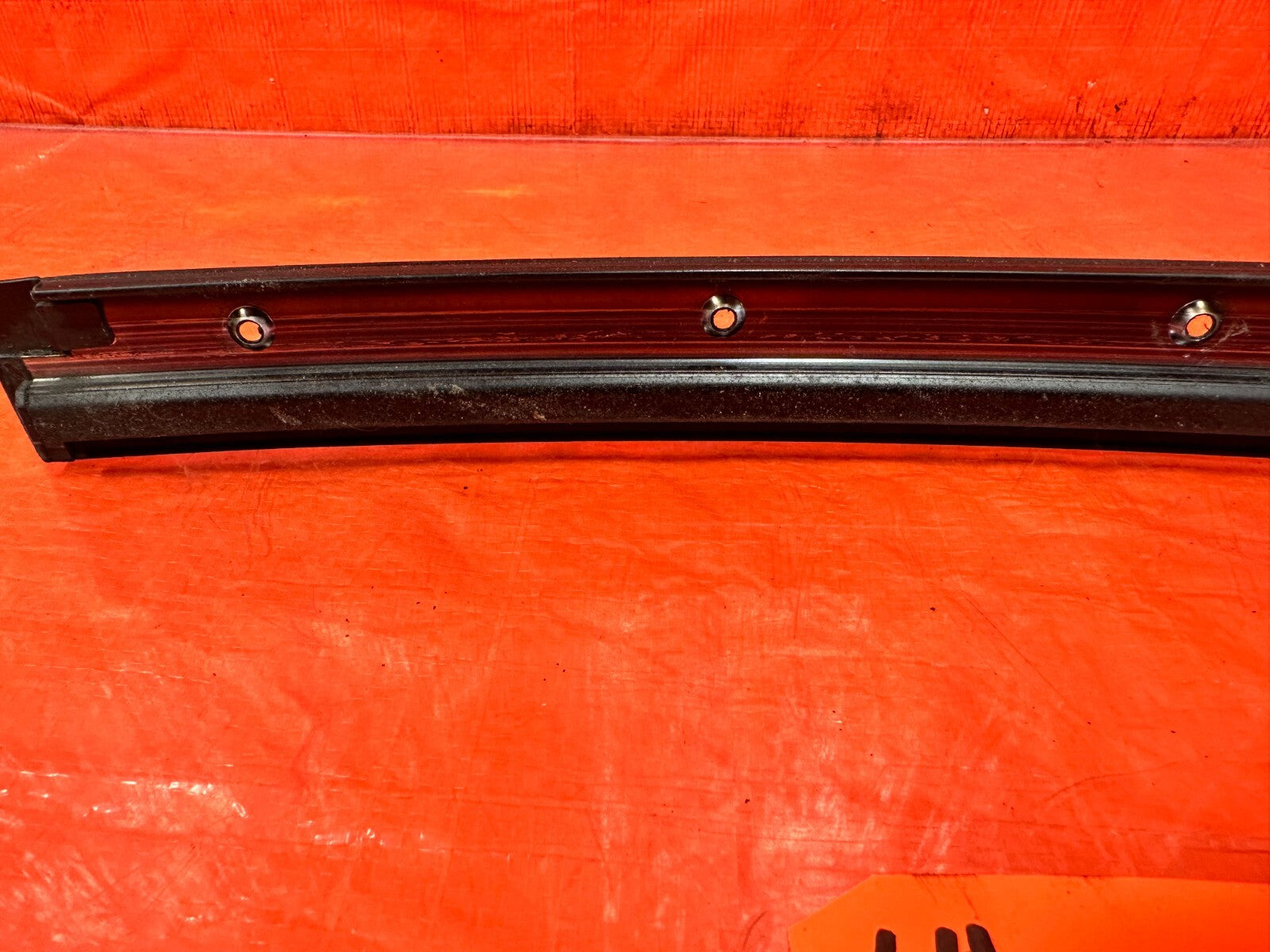 92 96 HONDA PRELUDE   DRIVER LEFT DOOR SASH TRIM MOLDING STRIP B PILLAR OEM 27310
