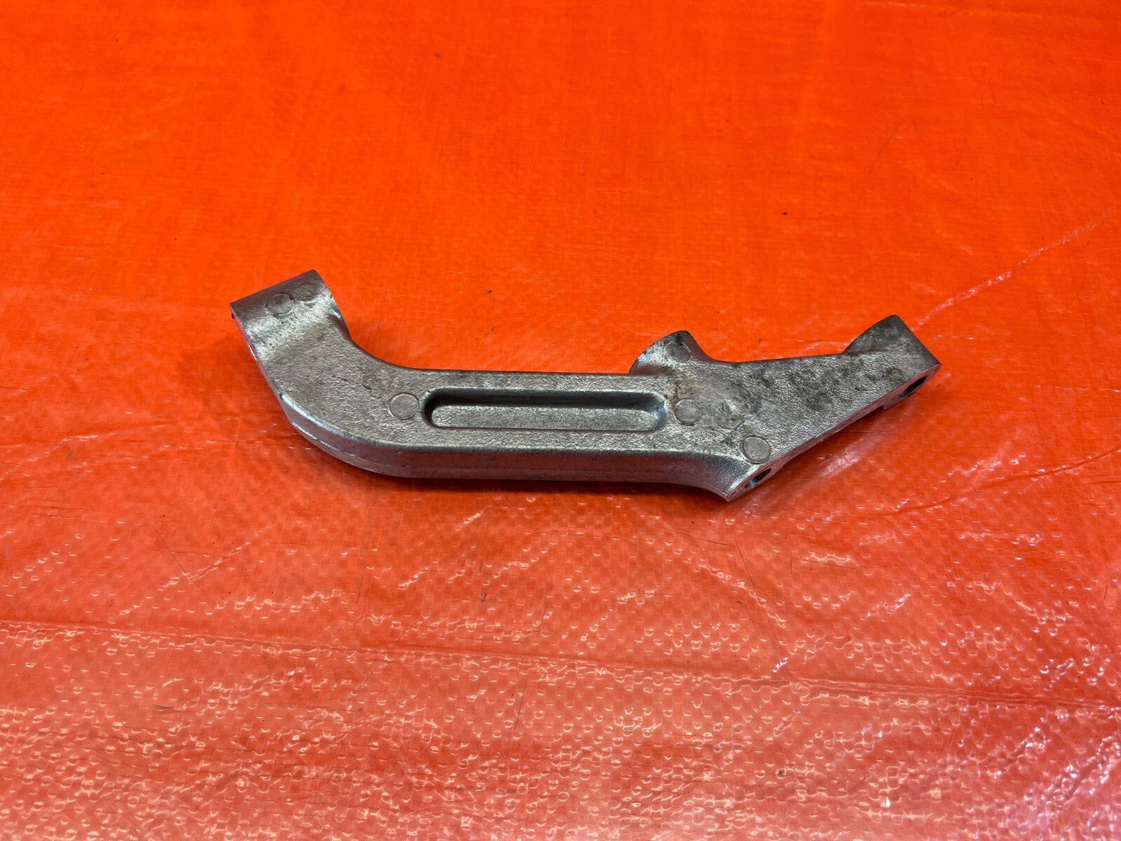 94 01 INTEGRA   AUTOMATIC FRONT ENGINE STIFFENER TRANSMISSION BRACKET   OEM #1597