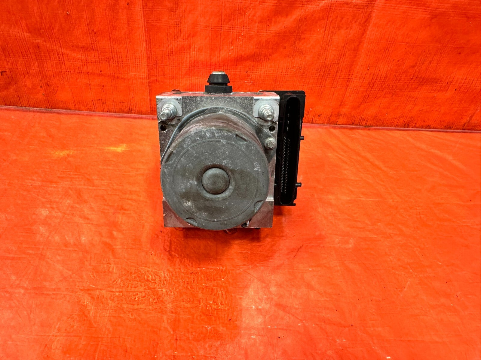 12 14 SUBARU IMPREZA WRX STI ABS PUMP ANTI SKID LOCK ACTUATOR VSA MODULATOR 2838