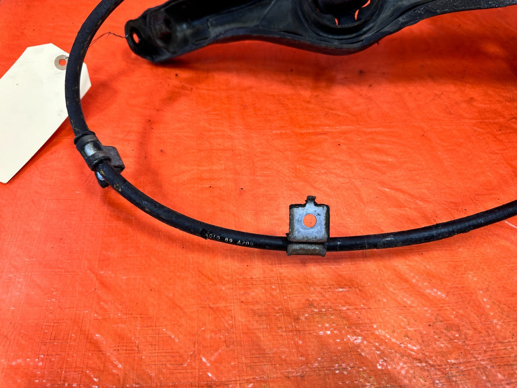 90 91 HONDA CIVIC HATCHBACK   DRIVER LEFT REAR TRAILING ARM LOWER ARM   OEM 32515