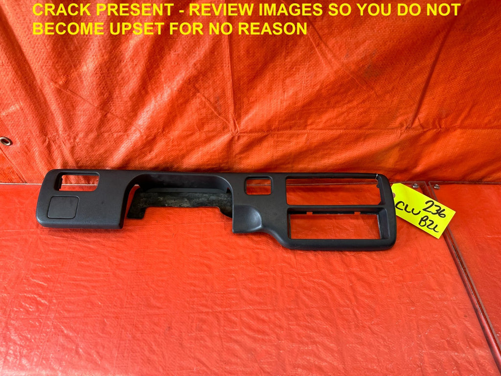94 95 HONDA CIVIC   CLIMATE CONTROL BEZEL SURROUND TRIM PLASTIC   OEM #2360