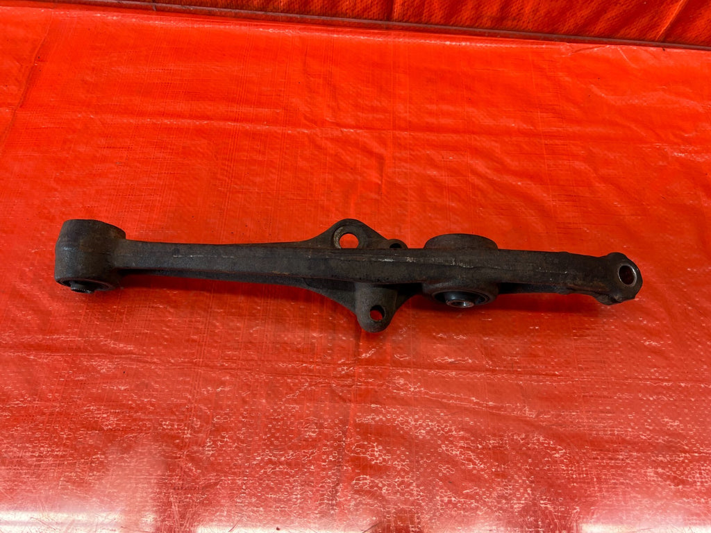 88 91 HONDA CRX   FRONT LOWER CONTROL ARM SET   LEFT & RIGHT ARMS    OEM #15715
