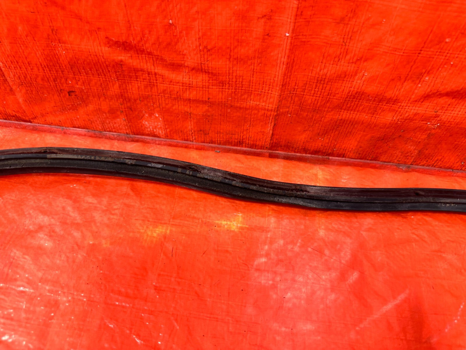 02 10 LEXUS SC430   RIGHT FRONT   DOOR WEATHER STRIP   OEM FACTORY OE #2884