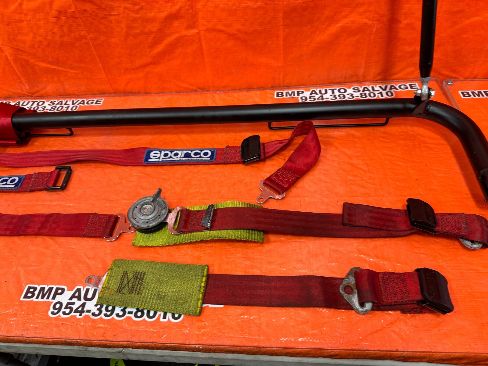94 01 ACURA INTEGRA 2D   ROLL BAR WITH SPARCO SEAT BELTS   #2538