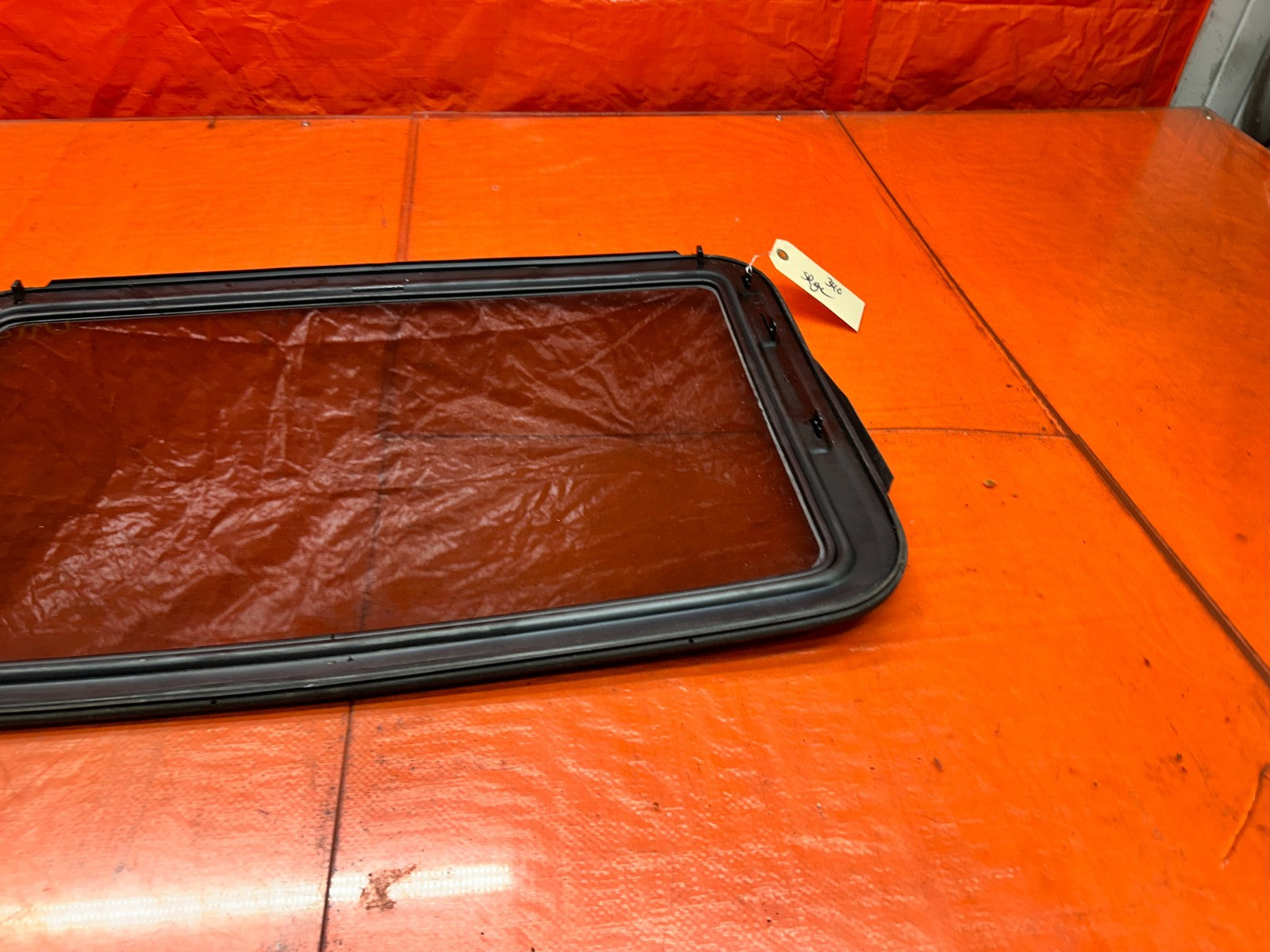 94-01 ACURA INTEGRA POWER SUNROOF MOONROOF GLASS PANEL OEM #34014