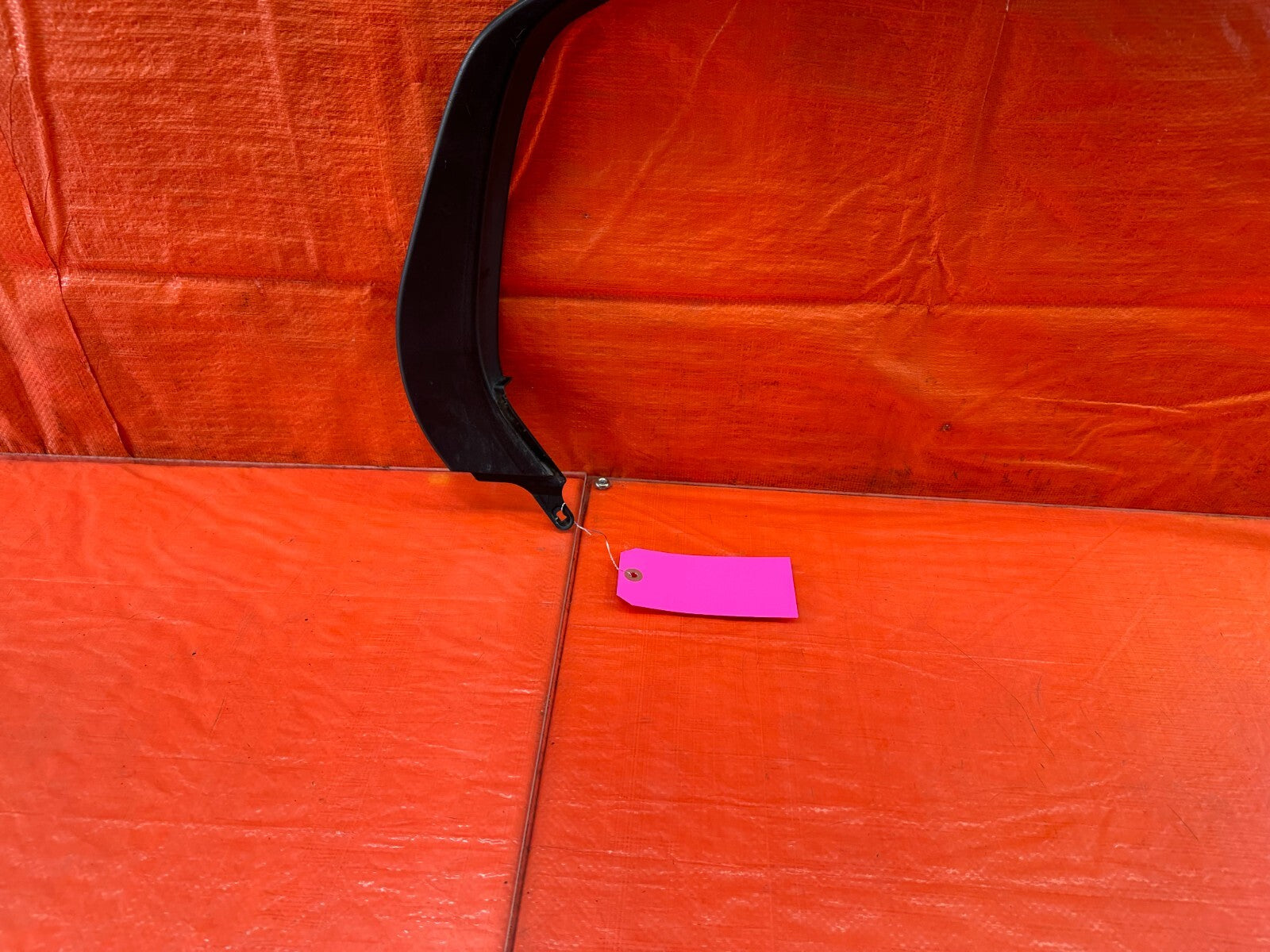 04 08 ACURA TL   DRIVER LEFT REAR   INTERIOR UPPER GLASS DOOR TRIM OEM 2345