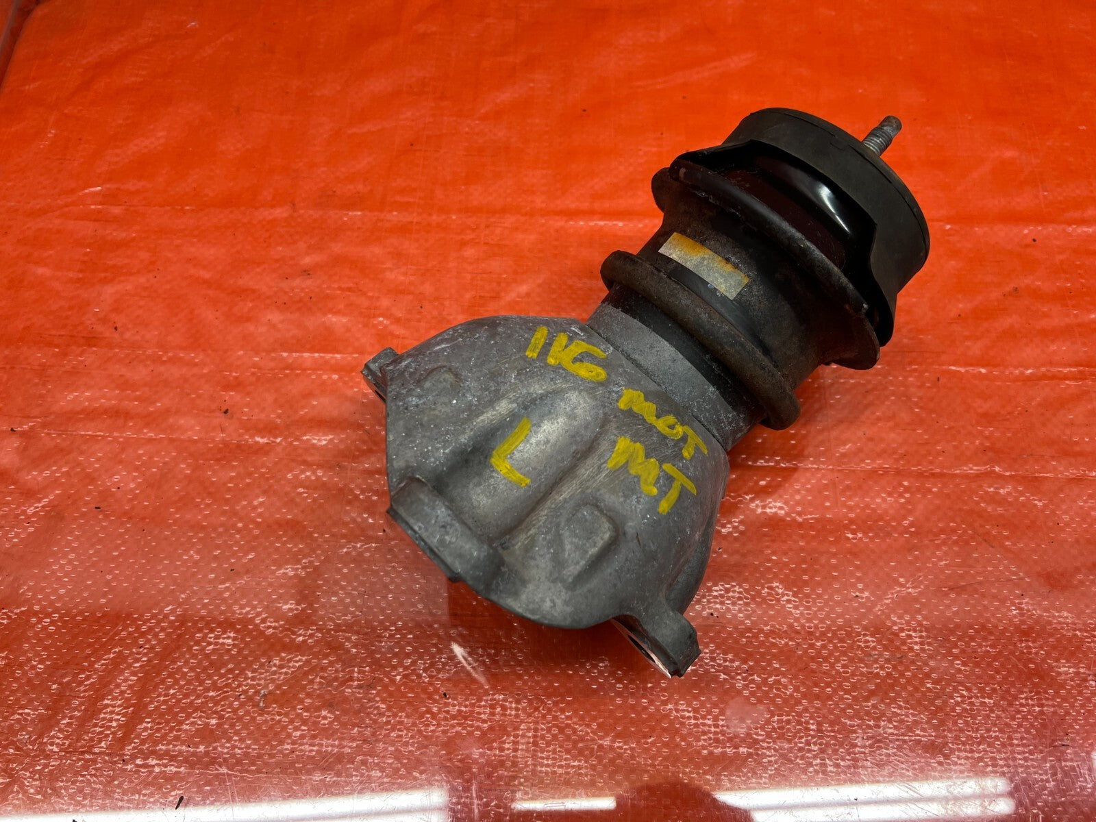 09 12 INFINITI FX35   DRIVER LEFT MOTOR MOUNT AND BRACKET   OEM FACTORY OE #1164