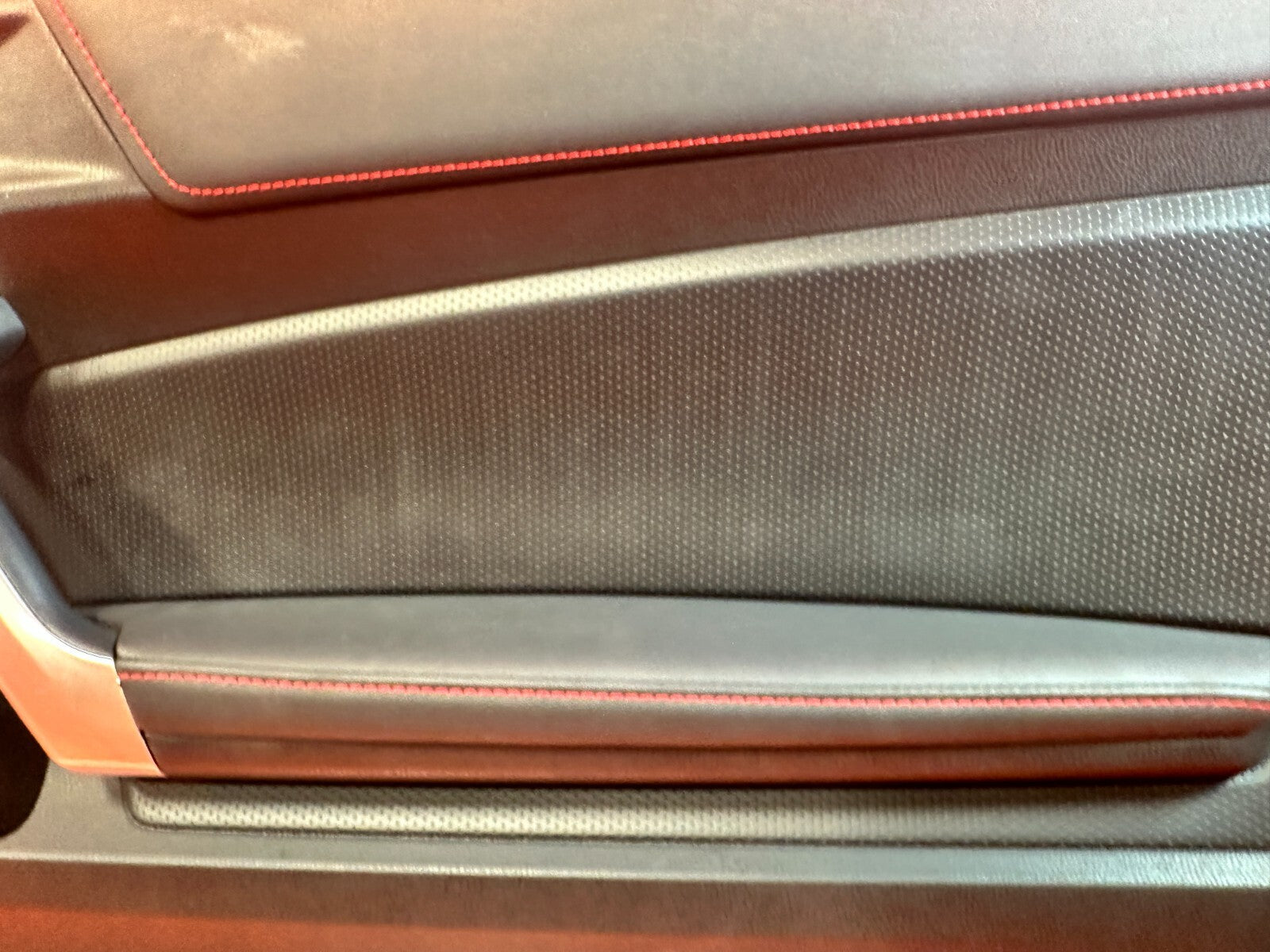 13 20 SUBARU BRZ PASSENGER RIGHT  DOOR PANEL / DOOR CARD / DOOR LINING   OEM 29212