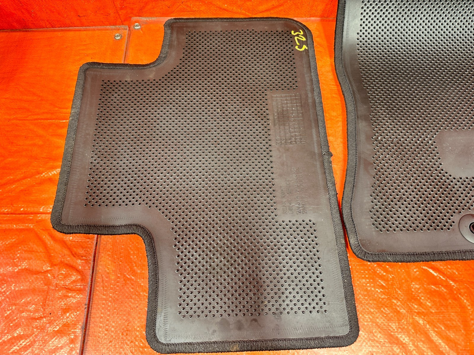 13 16 HYUNDAI GENESIS COUPE   LEFT AND RIGHT FRONT FLOOR MATS   OEM #32510