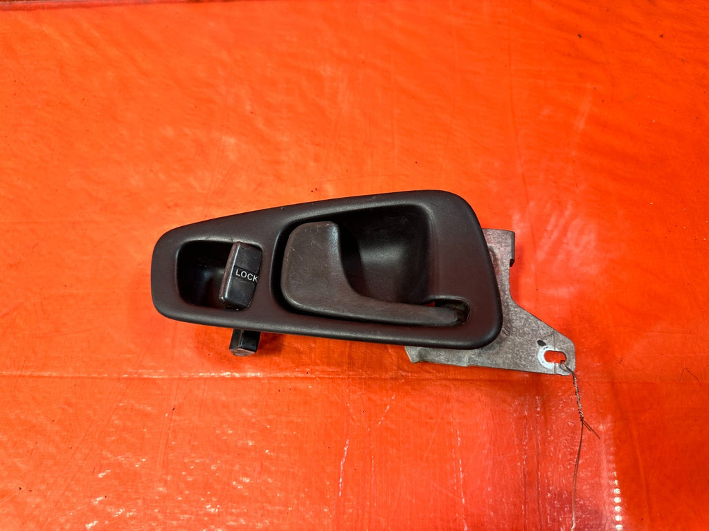 92 95 HONDA CIVIC   2D COUPE   PASSENGER RIGHT   INTERIOR DOOR HANDLE   OEM 3270