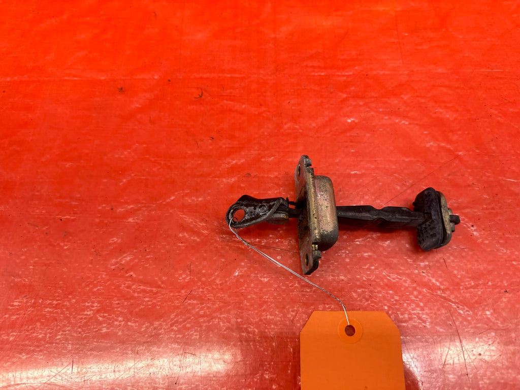 97 01 HONDA PRELUDE   PASSENGER RIGHT   DOOR CHECKER HINGE ARM STOPPER OEM #21012