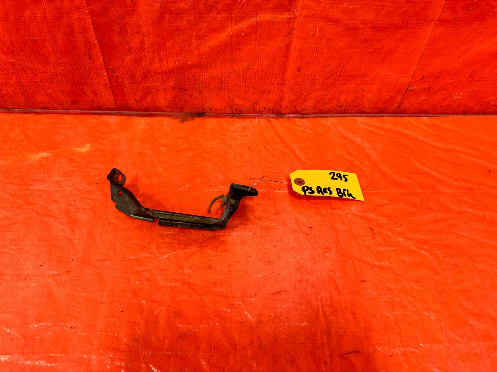 96 00 HONDA CIVIC   RADIATOR EXPANSION TANK COOLANT RESERVOIR BRACKET OEM #2950