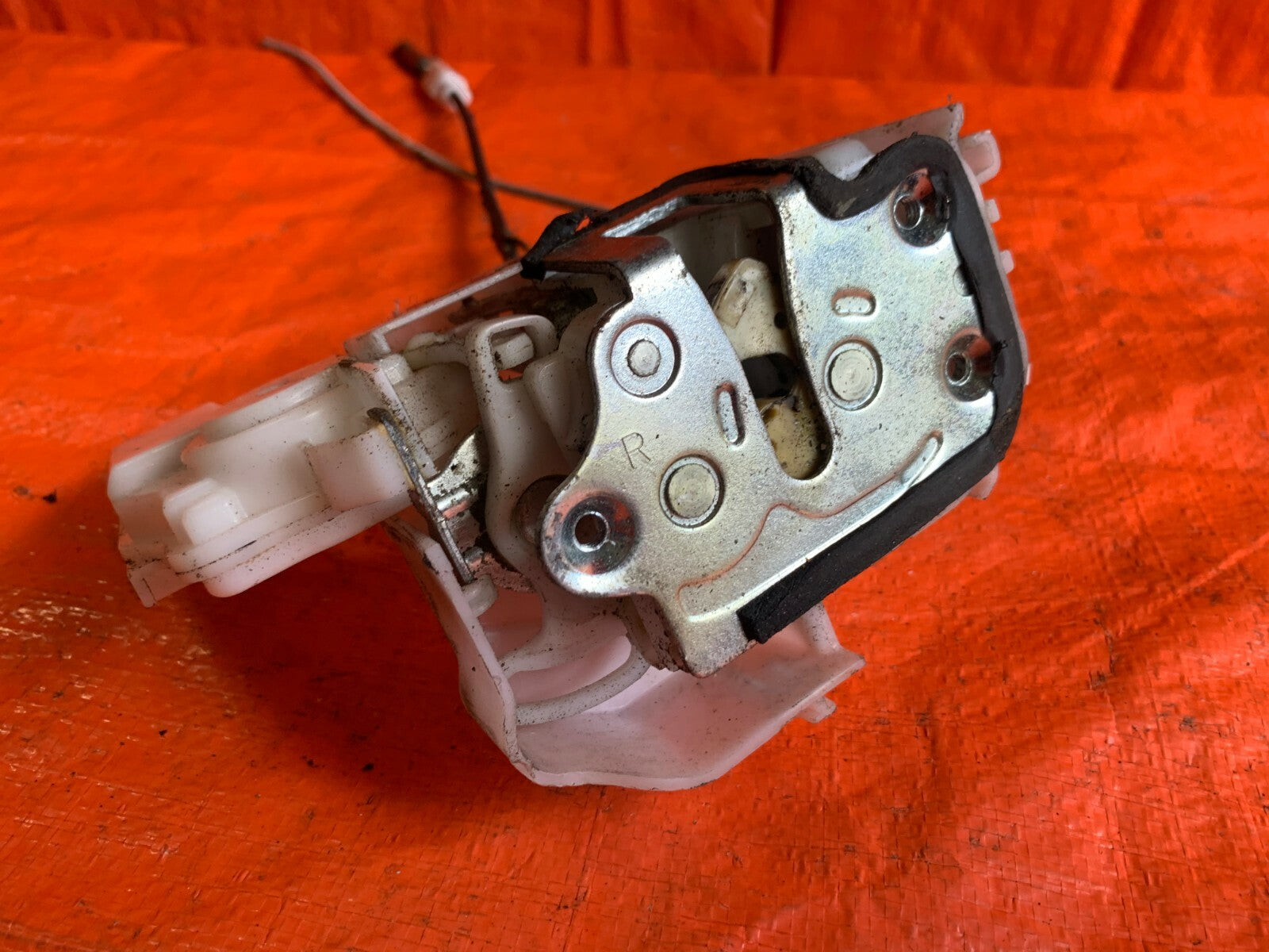 OEM 2006 06 HONDA ACCORD LX SEDAN   PASSENGER RIGHT FRONT DOOR LOCK ACTUATOR3