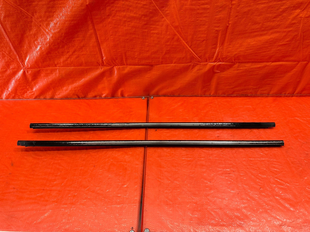 96 00 HONDA CIVIC COUPE HATCH EXTERIOR DOOR WINDOW GLASS TRIM SET LEFT RIGHT 1810