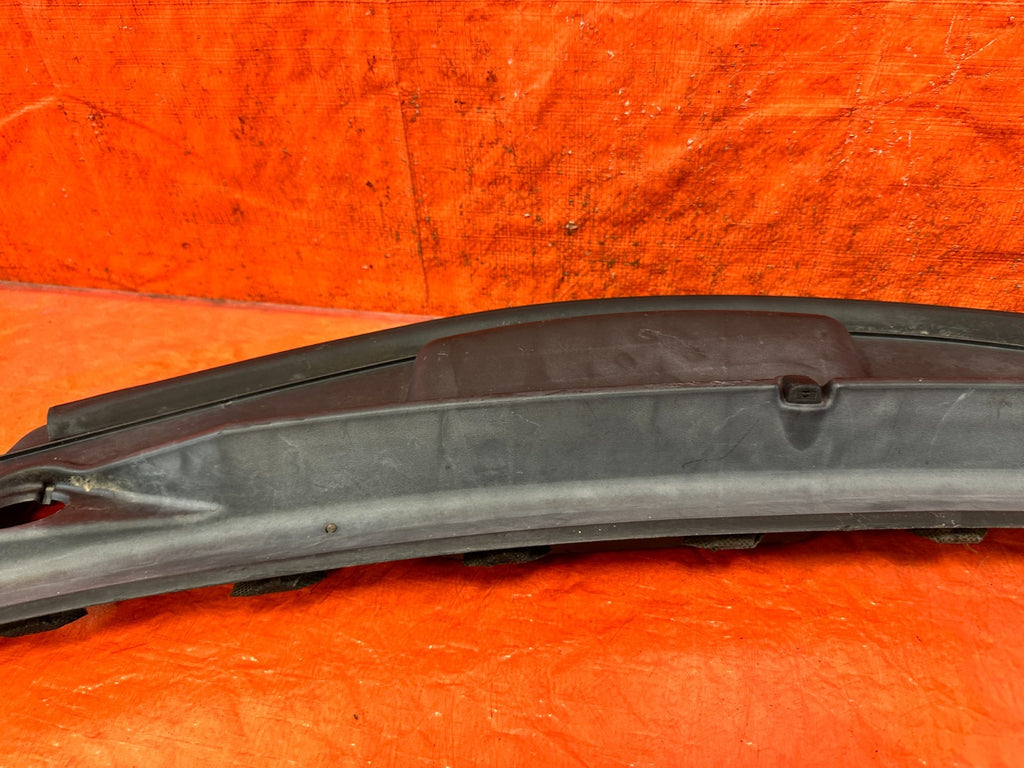 13 16 HYUNDAI GENESIS 2D COUPE   WINDSHIELD WIPER COWL   86150 2M000   OEM #32515