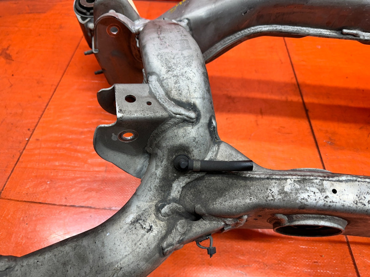 03-08 NISSAN 350Z REAR ALUMINUM SUSPENSION SUBFRAME CROSSMEMBER OEM #34611