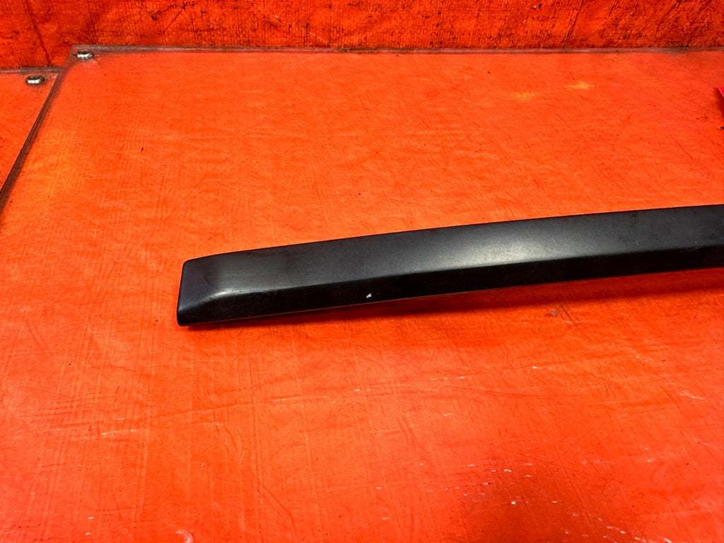 90 91 HONDA CIVIC HATCHBACK   RIGHT CENTER PILLAR TRIM    73840 SH0 A10  OEM 3258