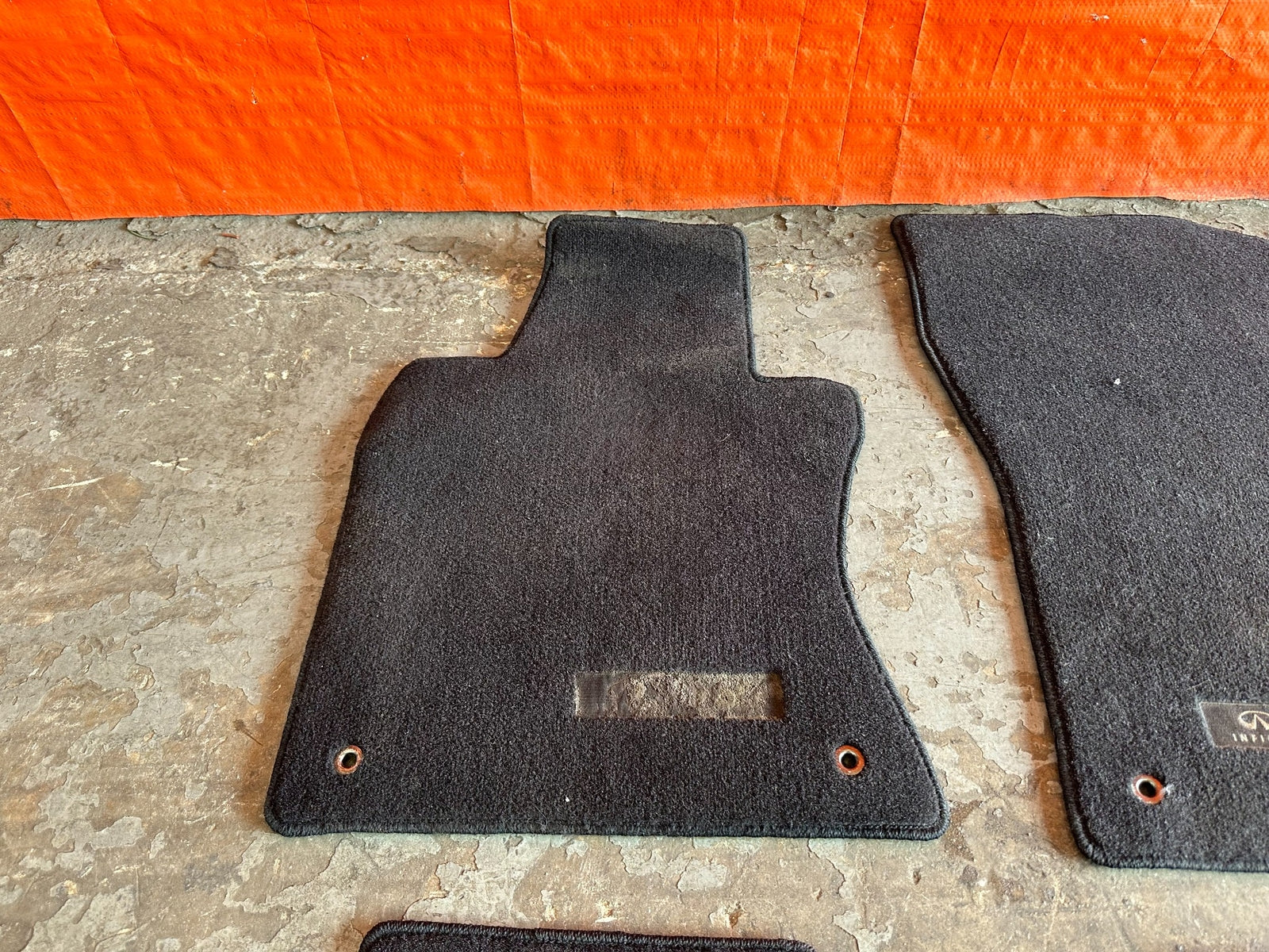 17 20 INFINITI Q60   FLOOR MAT SET   BLACK COLOR   LEFT RIGHT FRONT REAR OEM 2004