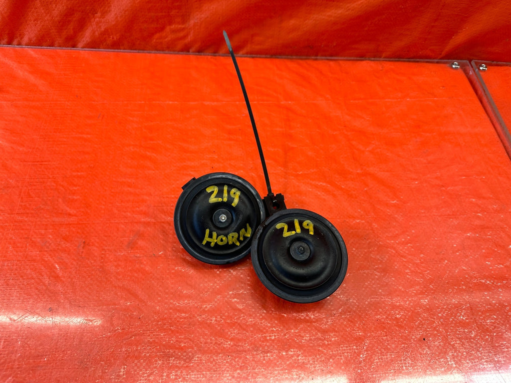 13 16 HYUNDAI GENESIS COUPE   HORN SET / HIGH AND LOW NOTE HORNS   OEM #2190