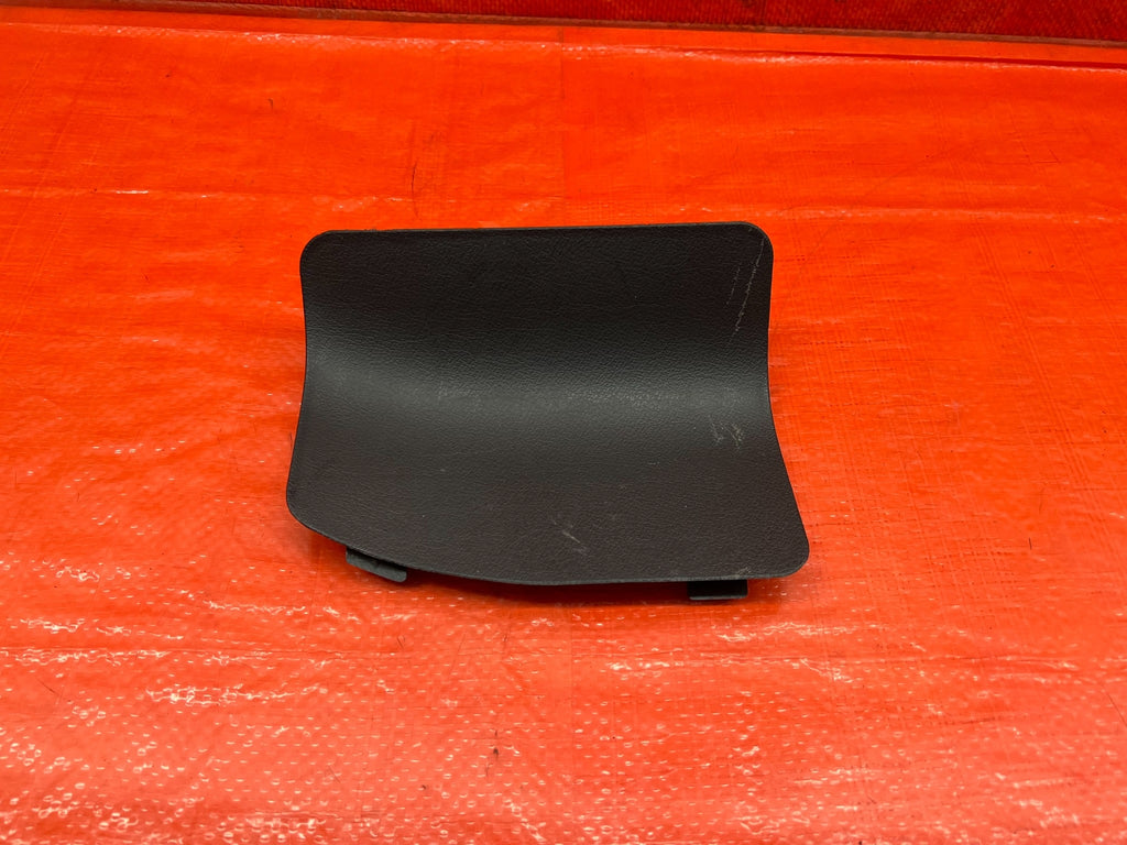 02 05 HONDA CIVIC SI EP3 HATCHBACK   TAIL LIGHT TRIM PLASTIC COVER LEFT OEM #1760