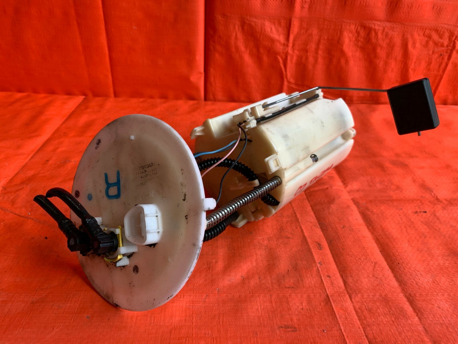 OEM 2007 07 TOYOTA TACOMA 2.7L BASE   FUEL PUMP ASSEMBLY SENDING UNIT7
