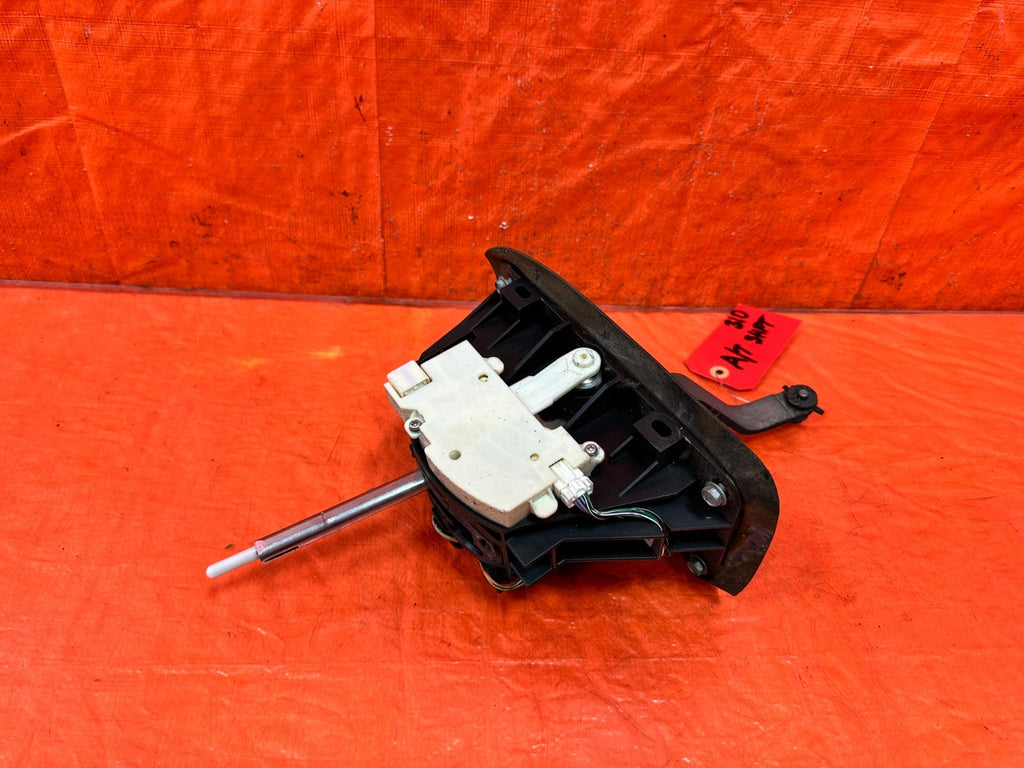 09 15 INFINITI G37 CONVERTIBLE   AUTOMATIC TRANSMISSION SHIFTER / GEAR SELECTOR3