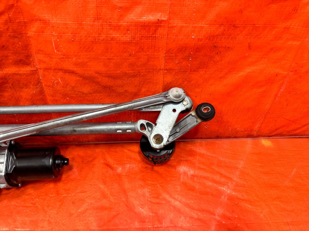 14 20 INFINITI Q50 Q60   WINDSHIELD WIPER MOTOR W/ LINKAGE   OEM FACTORY 2966