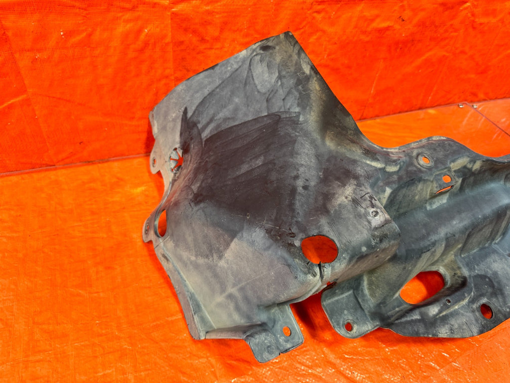 97-01 HONDA CR-V CRV - CENTER UNDER BODY ENGINE SPLASH SHIELD - OEM #3015