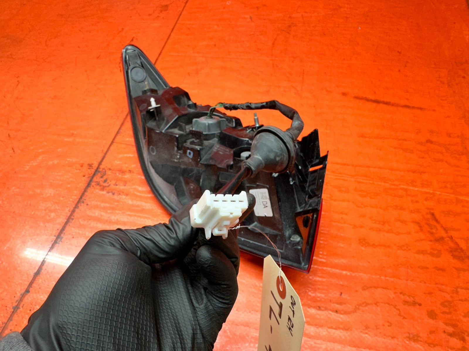 16 23 INFINITI Q60 2D RIGHT PASSENGER OUTER TAIL LIGHT LAMP ASSEMBLY OEM9