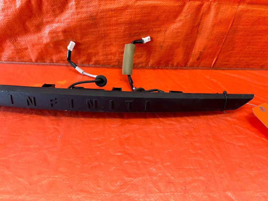 14 17 INFINITI Q50   REAR UPPER TRUNK TRIM W/ BACK UP CAMERA & INFINITI TEXT 2423