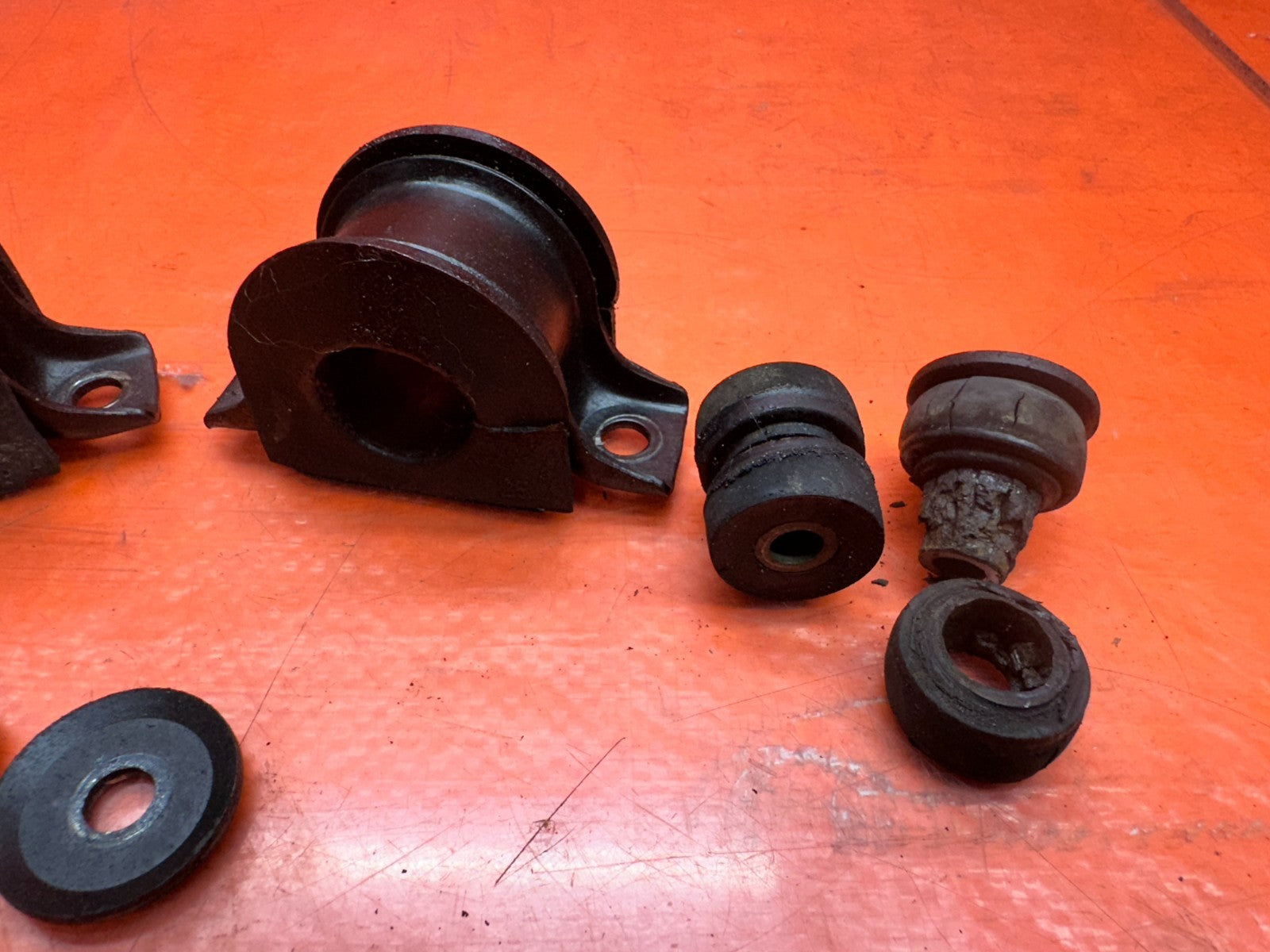97 01 HONDA PRELUDE 2.2L FRONT SWAY BAR MOUNT BRACKETS & HARDWARE SET OEM #3355