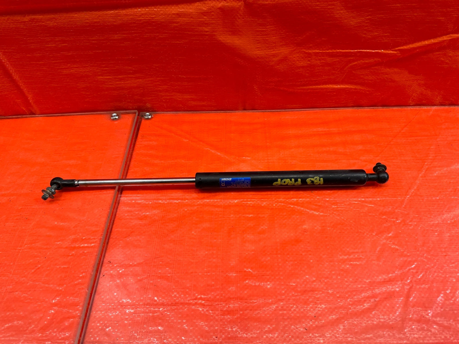 02 04 ACURA RSX   HATCHBACK TAIL GATE   SHOCK STRUT   RIGHT SIDE   OEM #1837