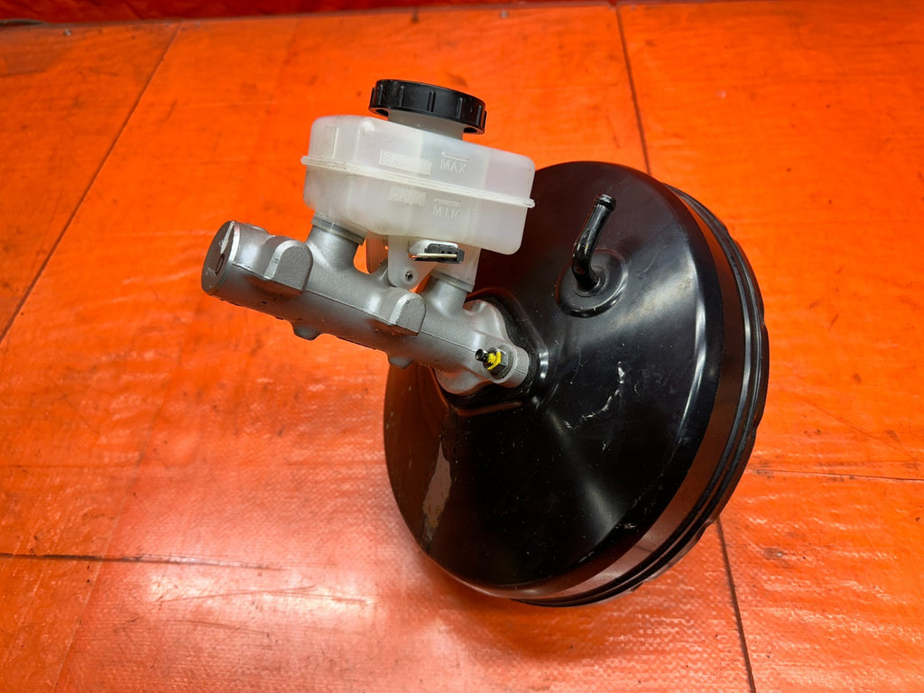 03-05 NISSAN 350Z BRAKE BOOSTER AND MASTER CYLINDER OEM #3468