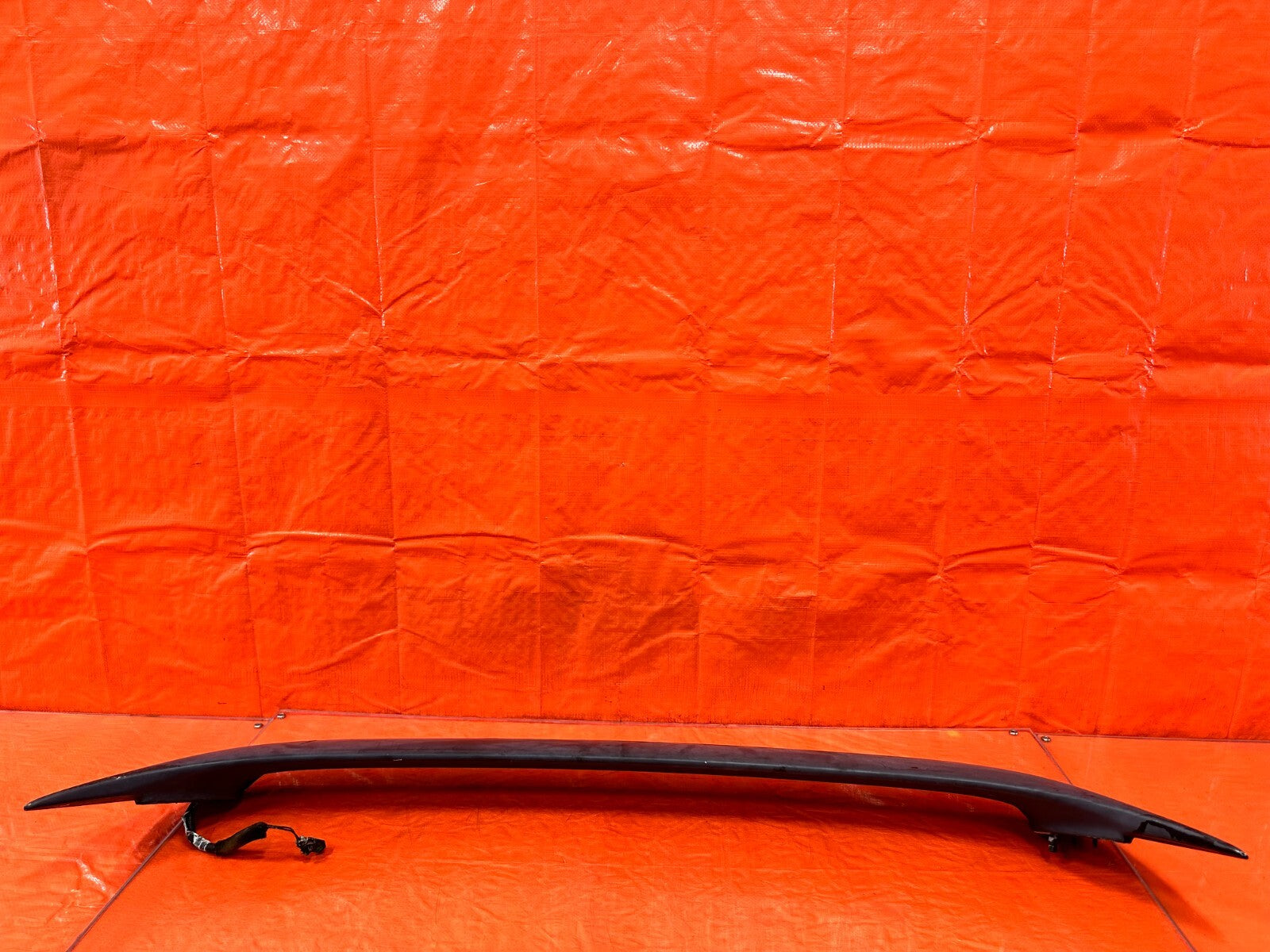 94 97 ACURA INTEGRA 2D   GS R MODEL   REAR WING SPOILER DECK LID TRIM   OEM #27420