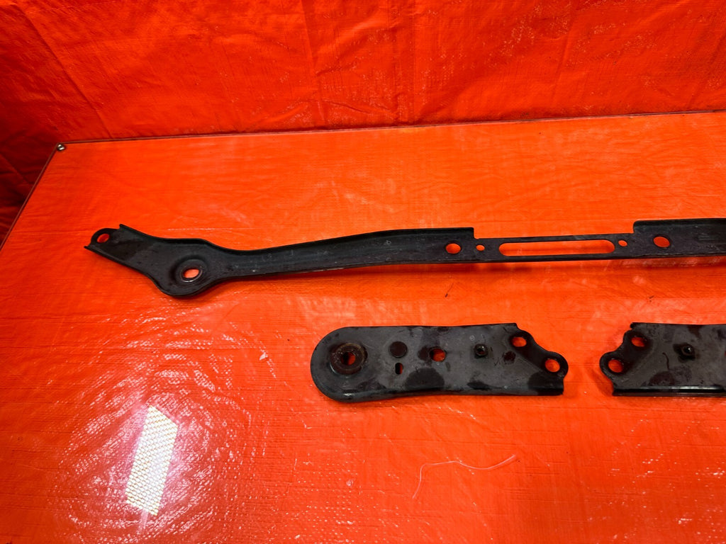 15 21 SUBARU WRX & STI   REAR SUBFRAME SUB FRAME BRACKET BRACE   OEM #2669
