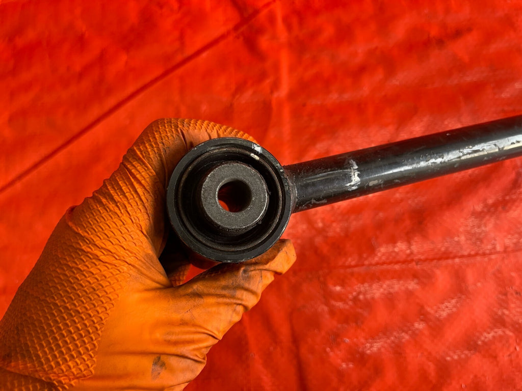 13 17 HONDA ACCORD PASSENGER RIGHT REAR CONTROL ARM   17.5 INCHES IN LENGTH OEM7