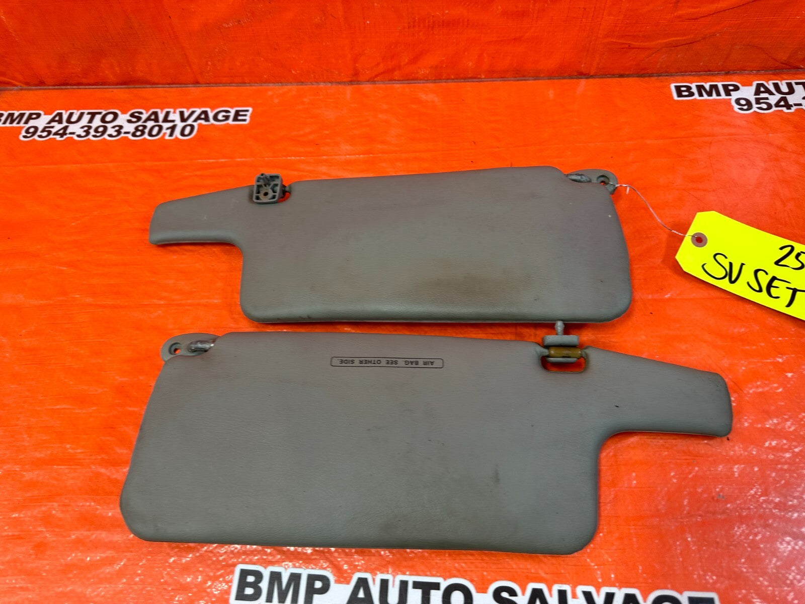 92 95 HONDA CIVIC   LEFT AND RIGHT SUN VISORS PAIR SET   GRAY   OEM #2575