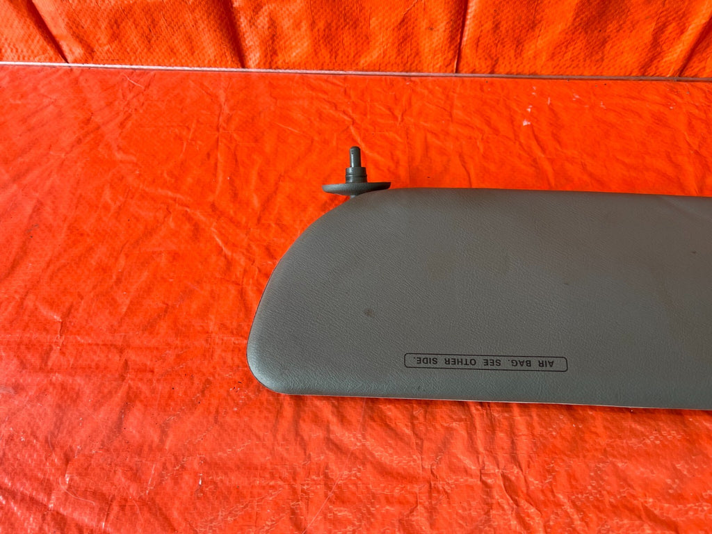 95 96 HONDA PRELUDE   SUN VISOR   PASSENGER RIGHT SIDE   GRAY COLOR   OEM #1387
